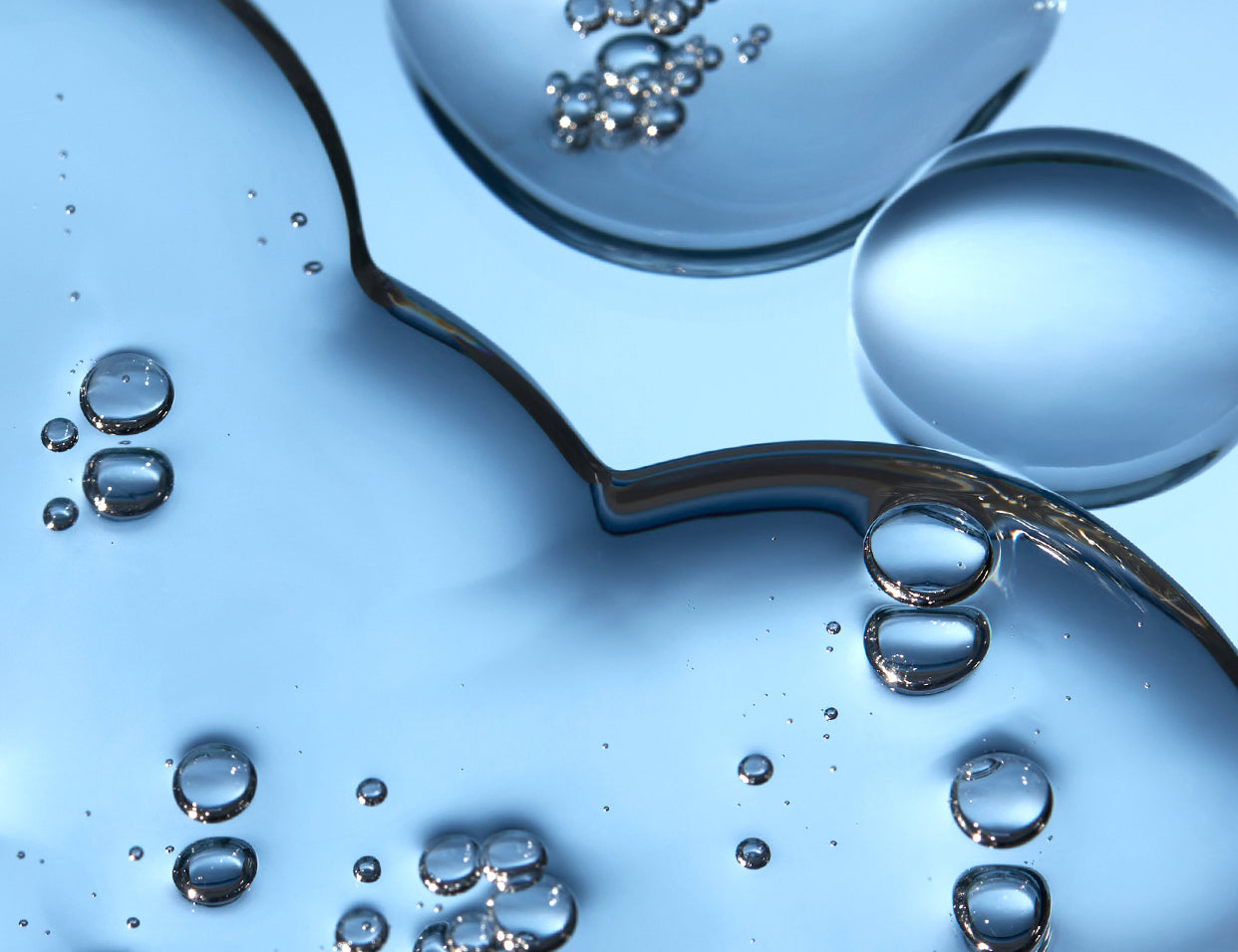 multi-quench plumping hydration serum texture
